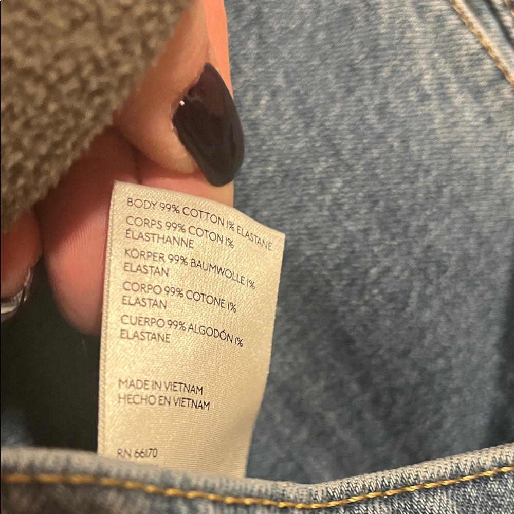 Pilcro Wide-Leg Flare Jeans in Medium Blue - Picture 4 of 13